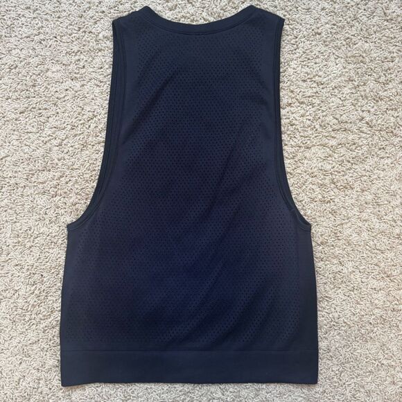 Lululemon Swiftly Breeze Muscle Tank Top Navy Blue Excellent Condition - Picture 6 of 6